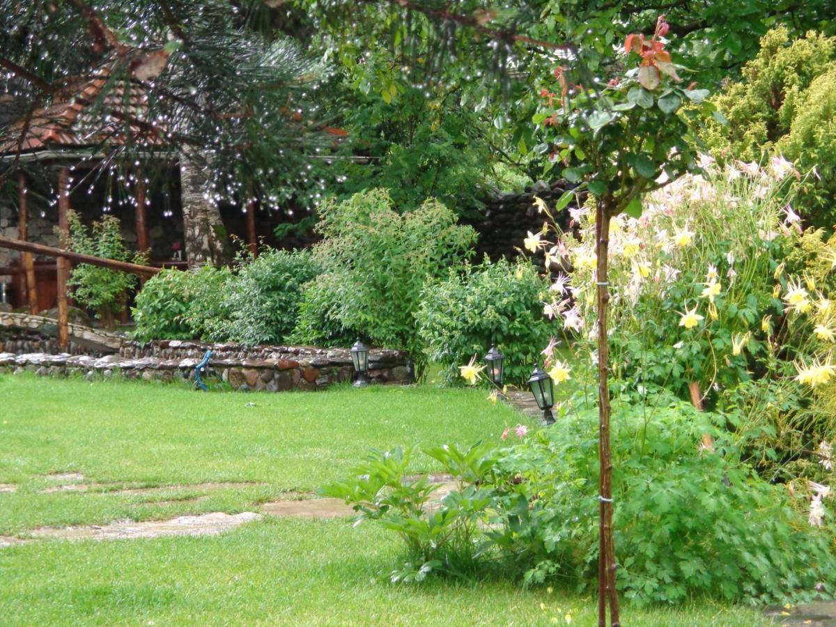 Eco Garden Bed & Breakfast Dilijan Luaran gambar