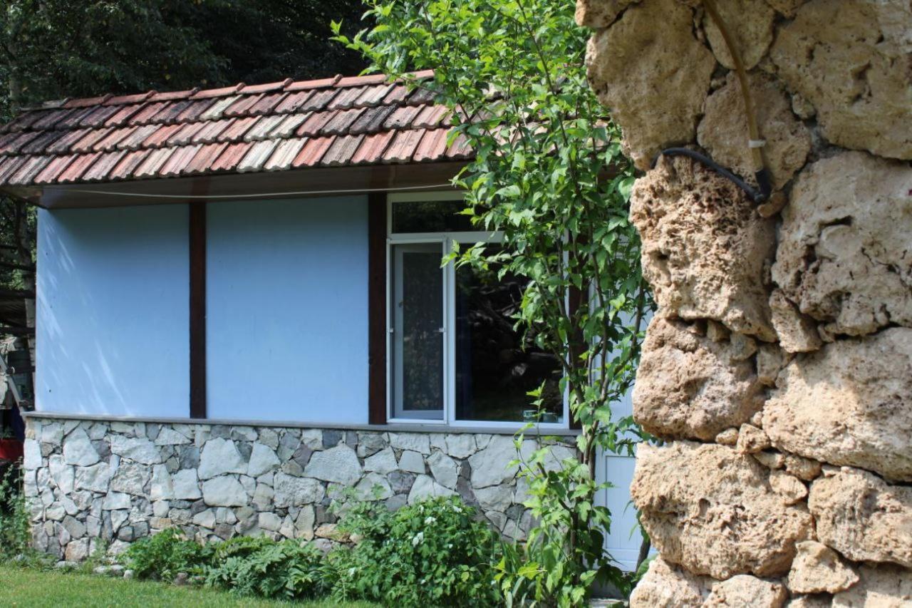 Eco Garden Bed & Breakfast Dilijan Luaran gambar