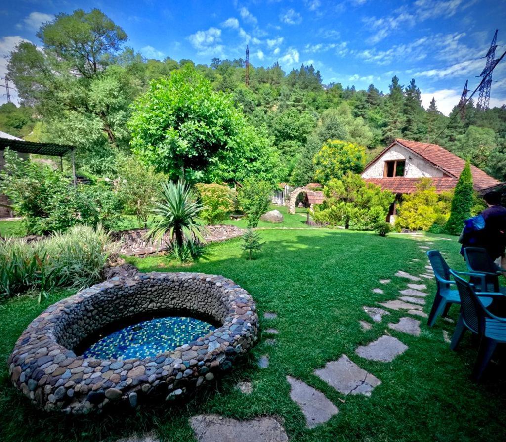Eco Garden Bed & Breakfast Dilijan Luaran gambar